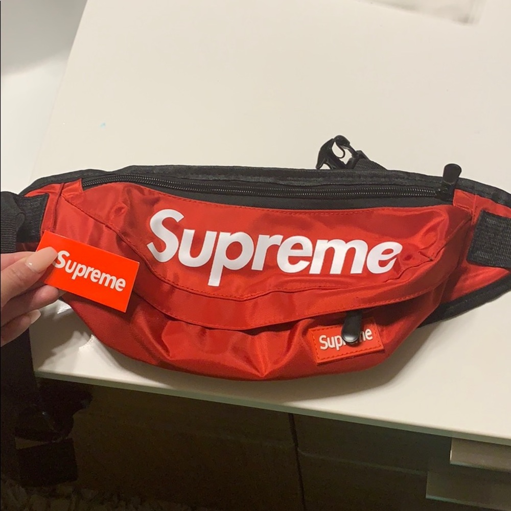 SUPREME FANNY PAC